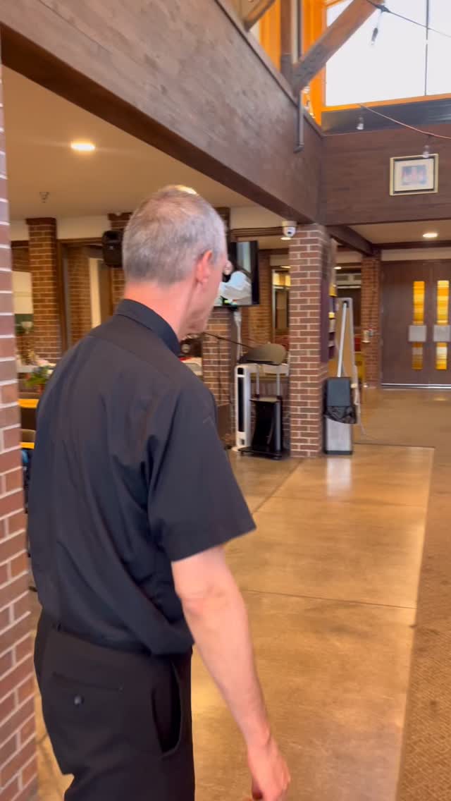 CHA-CHING BABY 🔥
Dinner at Dad’s will make your day better, just like Father Michael’s day was made after he found out there’s going to be some fire food provided on Sunday.
Join us in the Narthex after the 5PM mass on Sunday, September 21, for free catered food.
🍗 Dinner at Dad’s
⏰ After 5PM Mass
📆 Sunday, September 21
#catholic #ramcatholic #colorado #fortcollins #csu #prayer #focus #coloradostateuniversity #stjohns #campusministry