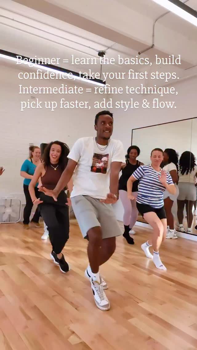 Ayooo it’s Friday !!!!! Both levels combined same energy, same vibe, just different speeds !
Come challenge yourself every Friday @uplift514, we workout, drill and learn choreos
This is a perfect way for you to start your weekend 😉 you are welcome
#uplift514 #dancefirst #thinklater