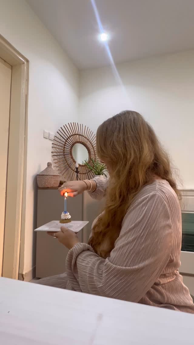 I almost didnāt celebrate this milestoneā¦then I realised a past version of me dreamed of this.
Initially I was worried that it might not last, but perhaps I was also doubting myself.
Itās so easy to rush past milestones, to downplay them, to tell ourselves āitās not that big.ā
But this is what 2000 people actually looks like - and itās worth pausing for.
So here I am, celebrating with a little cupcake and candle, blowing it out, and saying thank you ā¤ļø
To every single one of you - Iām so grateful youāre here.
THANK YOU š«¶
.
.
.
#LifeByDesign #LifeCoaching #CelebrateYourWins #DontForgetHowFarYouveCome #LifeCoach #CelebrateYourself