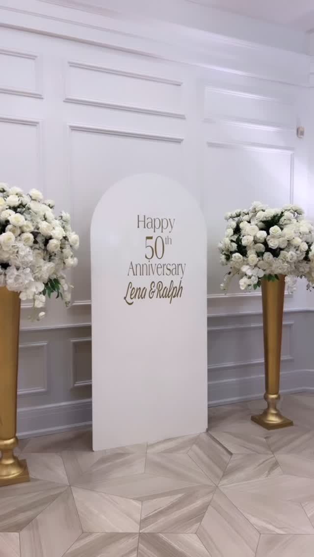 Photo Booth on the brain!! I love running this thing at events - everyone has such a blast 🤩🤩 Here’s a hint of the fun at Lena & Ralph’s 50th wedding anniversary this weekend! 🍾🤍
.
.
.
.
Venue: @laprimavera.eventspace
.
.
#photoboothtoronto #photoboothphotography #torontoeventphotographer #torontophotographer #gtaphotographer #ontariophotographer #torontoportraitphotographer
#maternityphotography #familyphotography #newbornphotography #weddingphotography #torontomaternityphotographer #torontonewbornphotographer #torontofamilyphotographer
#torontoweddingphotographer
#refinedpresets #refinedco #lightroompresets #naturallight #naturallightphotography #lightandairy #megmateraphotos