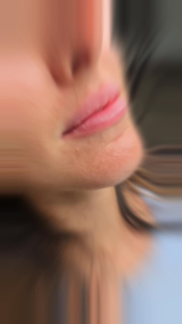 Gorgeous lip blush transformation 💋🤌🏽
Giving her beautiful lips a more symmetrical shape and matching her favorite lip color, "Pillow Talk," by mixing my favorite @mara.colors together = perfect lips ✨️
Are you ready for your lips to be transformed? Book now by using the link in bio or by texting 843-499-4357 to get scheduled today!
*Also, I am taking select appointments in Pawleys Island at @visibleresultsmedspa
www.charlestonpermanentmakeup.com
#lipblush #watercolorlips #lipblushtattoo #lipsonpoint #lipblushing #lips #browslipseyes #definedlips #lipblushtraining #charlestonlips #microbladingcharleston #cosmetictattoo #permanentmakeup #smudgeproof #permanentmakeupspecialist #SouthCarolina #Charleston #Mtpleasant #Summervillesc #Ladson #JamesIsland #JohnsIsland #Kiawah #Myrtlebeach