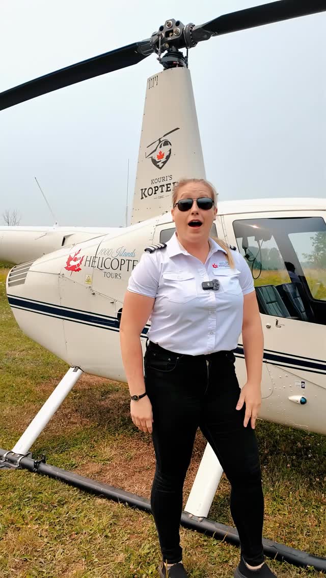 Every seat = a window seat 🌊🏝️🚁 Fly the Robinson R44