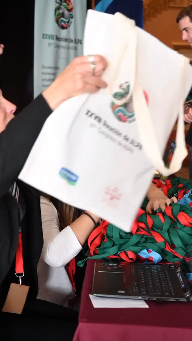 Inició la XXVIII Reunión de ALPA y 8º Congreso de AUPA. En la mañana de la primera jornada se inscribieron más de 230 personas. ¡Gracias a todos los que asistieron!
Expusieron la Dra. Carolina Realini y el Dr. Declan Troy.