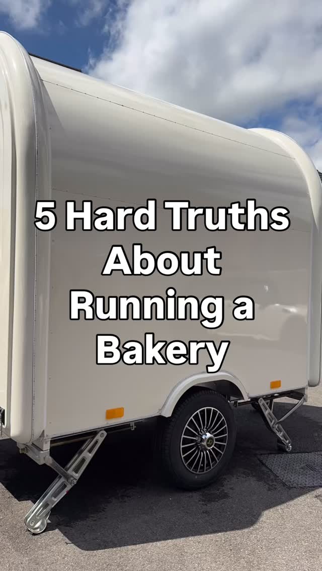 5 hard truths ๐
๐Early mornings are the norm. Get used to it
๐งAdmin takes just as long as baking
๐ง๐ปโโ๏ธNot everyone is your customer
๐ฐSome weeks you sell out, some weeks you donโt
๐ซCocoa powder. Gets. Everywhere. ๐
Running a bakery isnโt always pretty โ but itโs worth it. Fellow small biz owners, what would you add?