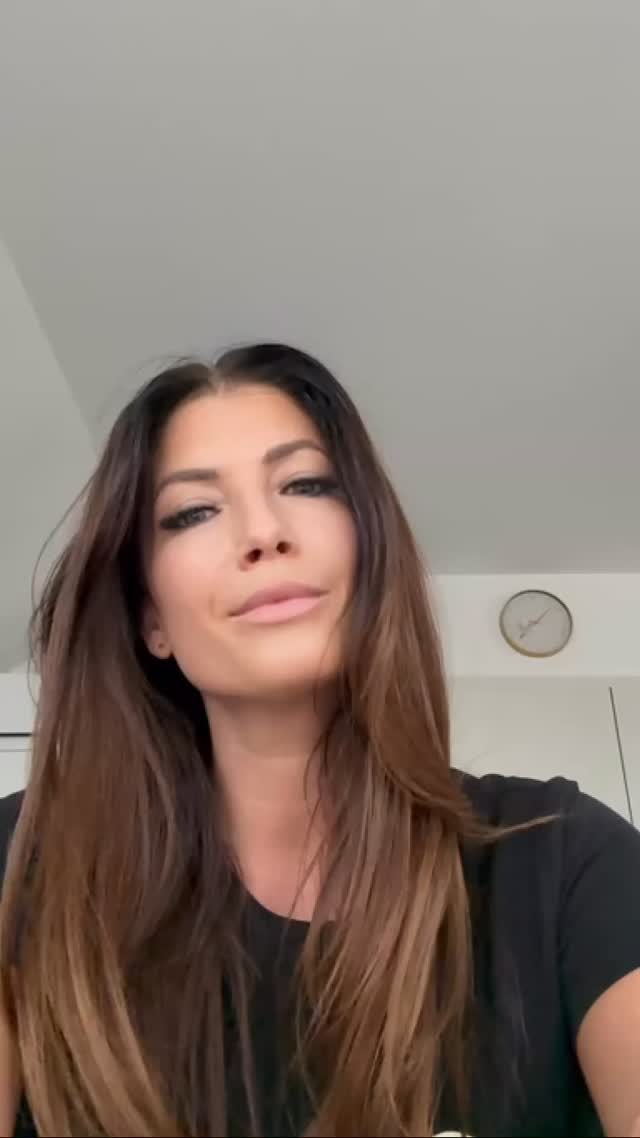 #ősz #hámlasztások #greenpeel #drschrammek #schrammek #kezelések #budapest #óbudaiszalon @fashionbeauty_szepsegszalon @drschrammek_hu @melindapoznik