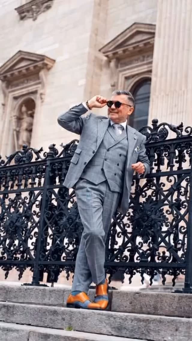 Ősszel újra öltönyben.
Back in a suit in the fall. 🍂🍁
Suit: @hockerty_official
#tiborstiluslapja #stílus #stílustippek #tsl #fashionblogger #stílustanácsadó #mfw #pfw #stílustanácsadás #fashionblogger #suitswag #suits #likesforlike