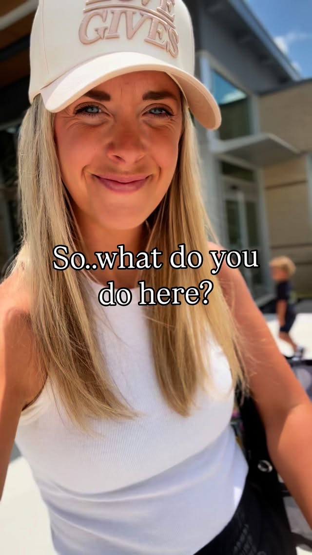 Hey friends 👋 I’m Elise! Im a mom of 2 (soon to be 3 through adoption - EEK) and this little page is my happy place. I grew up in a house where serving our community and loving our neighbors was just a way of life, so we are doing the same with our kiddos and I’m bringing you along for the ride.
I guess you could call me your family serving cheerleader.
I make serving SIMPLE so you can teach your kids to serve others and create change.
I love Jesus big time and my prayer is that this space becomes a resource and refuge for you.
I’m here to help you love Jesus, serve your community and raise kids that create change.
I am so glad you found me 🫶