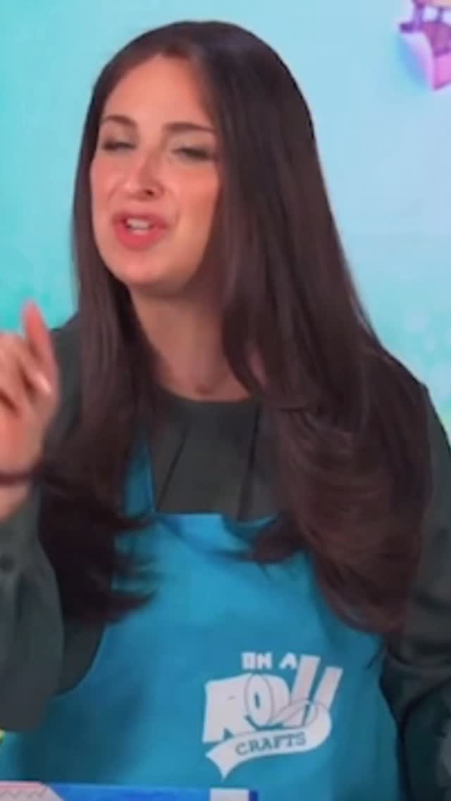 Can’t have a non dramatic pic of Yonah and the Whale🐳. OnARollCrafts tl the rescue🛟. Learn how to draw this step by step! #popup #popupcard #yonah #yonahnthewhale #onarollcrafts #drawing #crafts