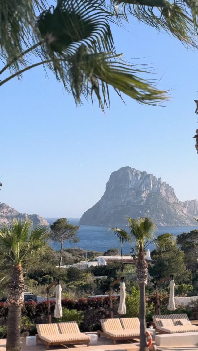 Shop our end of Summer sale ✨️
Up to 70% OFF
》 www.osale-plage.com