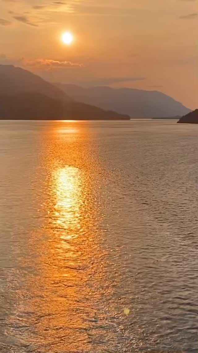 Cruising in British Columbia, Canada. #beauty#beautiful#lifestyle#relax#luxurylifestyle#nature#water#cruise#vacation#photo#beauty#photographer#forest#canada#britishcolumbia#nature#wild#island#wilderness#sunset#shores#mountains#wild#islands#paradise#golden#paradise