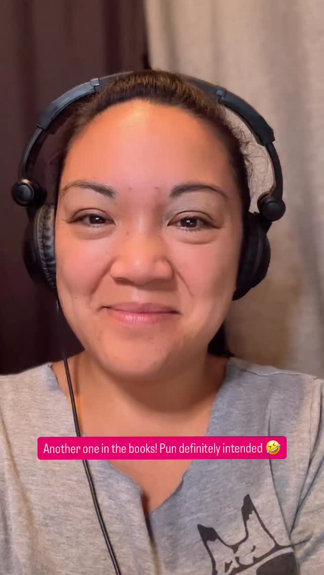 Treasure of the North by @martinezkidsadventures is officially submitted for review!
This is the 4th book in the amazing bilingual children’s book series that follow three young siblings as they explore different places, meet fun animal friends, and learn family morals all through their friendly neighbor’s virtual reality inventions!
Such a fun read and I’m honored to be the voice of this incredible children’s story!
#volife #actorslife #narratorsofinstagram #indieauthorsofinstagram #supportindieauthors