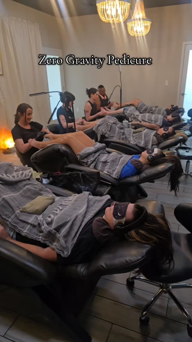 Hello! Please give us a call to schedule at 623-225-7773 for Carefree Hwy/27th ave and 480-361-1604 for Happy Valley/67th ave! Thank you! #arizona #selfcare #zerogravitypedi