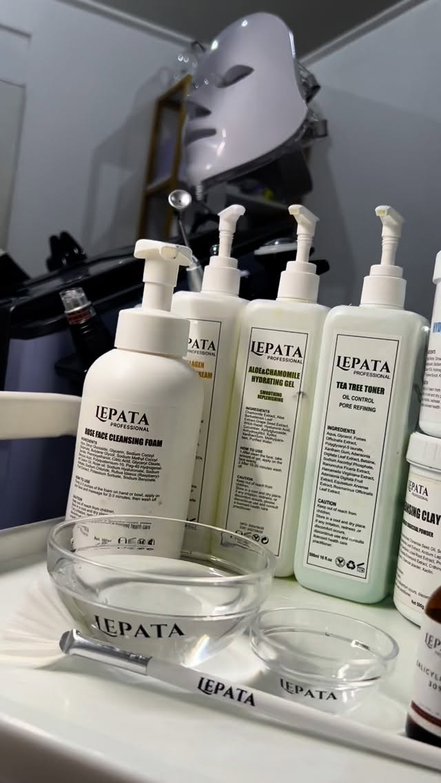 Preps before a facial with lepata😍