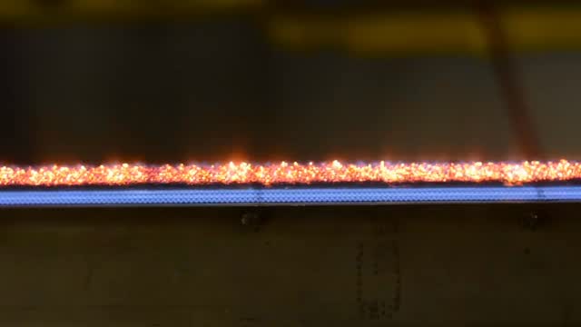 The Combo Blue Flame - Infrared Burner offers unmatched versatility for today’s baking industry. Designed to operate in blue flame mode, infrared mode, or both simultaneously. It provides precise control to deliver very specific product traits. This flexibility makes it an invaluable tool for real-time product development. Allowing bakers to fine-tune results on the spot without sacrificing valuable production time. By reducing downtime and enabling faster innovation, the Combo Blue Flame - Infrared Burner helps transform product consistency, efficiency, and overall performance. Contact us today to see how it can improve your process! #flynnburner #burner #combustion #infrared