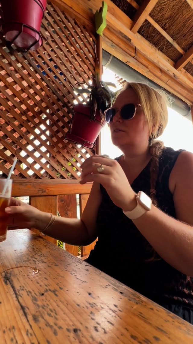 š« Healing gave you clarity. Now itās time to actually live differently š«
Youāve done the hard work - youāve navigated burnout, chronic illness, and the overwhelm that comes with it.
That clarity is a gift⦠but clarity alone doesnāt redesign your life.
Now comes the tender, courageous part: stepping into a life that truly honours your energy, your boundaries, and the person youāve become.
⨠Creating days that feel nourishing, not draining
⨠Prioritising rest without guilt
⨠Building rhythms, routines, and connections that actually support you
This is the work I do with clients whoāve done the healing are ready to finally live on their own terms.
If this resonates, you donāt have to do it alone ā¤ļø Drop READY in the comments and letās explore your next chapter together.
.
.
.
.
#LifeCoach #LifeCoaching #YouCanHealYourLife #LifeAfter #LifeAfterHealing #LifeAfterBurnout #LifeAfterChronicIllness #LifeByDesign