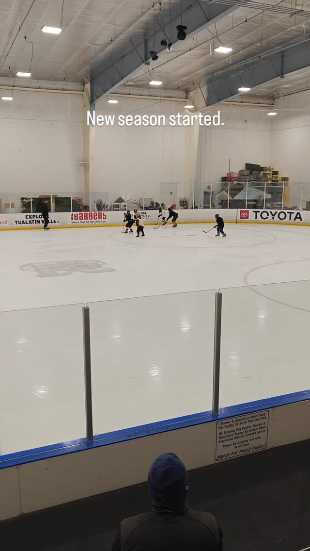 2025-26 season started.
First game, first goal!!!
Way to go my Lucas!#mysonshine #hapababy #portland #winterhawks#hockey #hockeylife#jrhockey