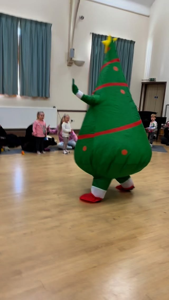 Only 66 days to go …..
Save the date Saturday 29th November for our one and only Saturday Christmas Social with the Boogietime team at @rubysfundsensorycentre
🎄 Soft Play
🎅🏻 Ruby’s Cafe open to purchase refreshments
☃️ Boogietime Christmas Entertainment
❄️Mascots & Dancing Trees
Drop a comment on this post to find out when the tickets go on sale.
#mybabytime #boogietime #childrensclasses #cheshirelife #congleton #holmeschapel #cranage #Biddulph #sandbach