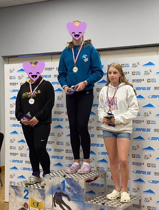 Well done Lizzy! Amazing achievement with Bronze in the National Schools Indoor Ski and Board Champs, North 2025!
#spsrcracing
#sandownparkskiraceclub
