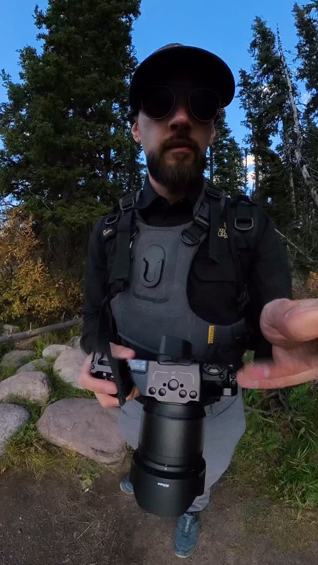 Today I met with this adorable couple from Calgary who were visiting #lakelouisecanada #banffnationalpark thanks for letting me capture some pictures of you @akash1301001 #5120x1080