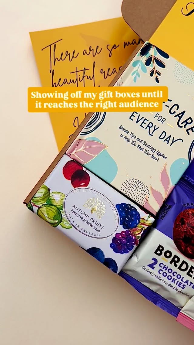 Is this self care gift box the right box for you? Or do you know someone who needs this?💛❤️💕
#giftideas #gifts #secretgiftguru #love #selfcare #christmasgift