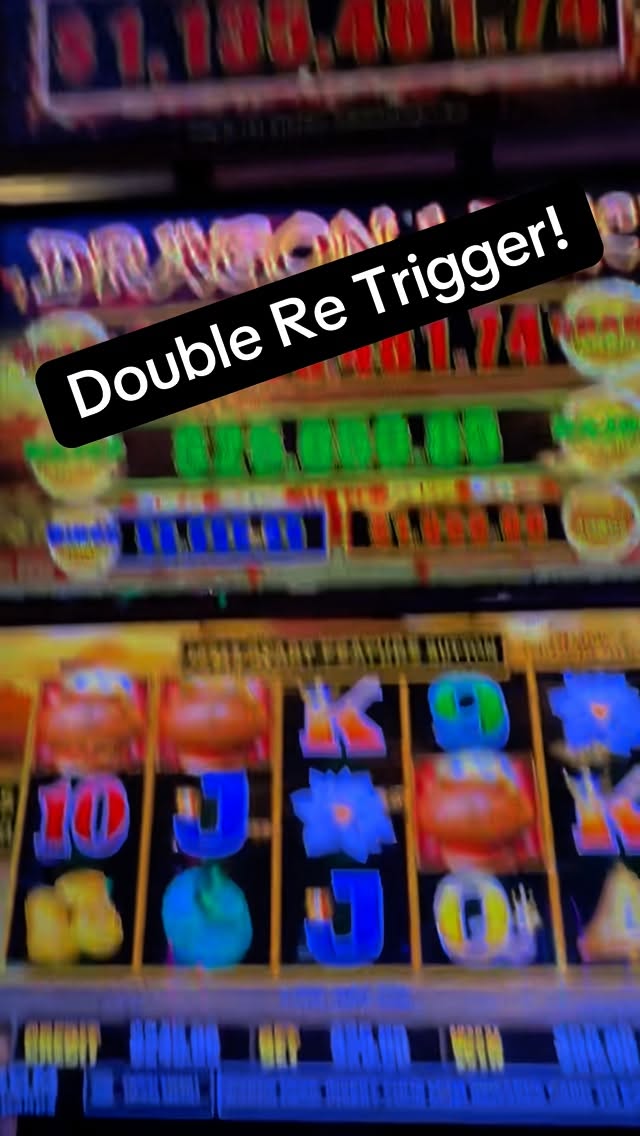 Double Re Trigger! #casino #gambling #fyp #reels #comedy #slot