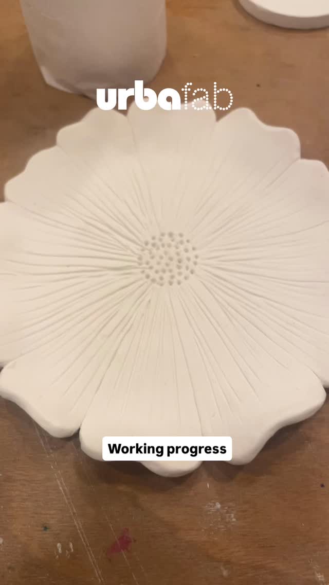 Création en cours…coupelle, mini étagère, boîte à mouchoir…bientôt le résultat
.
#urbafab #loisircreatif #activitemanuelle #diy #ateliercreatif #pourvous #activiteenfant #marseille #designpourtous #stage #evjf