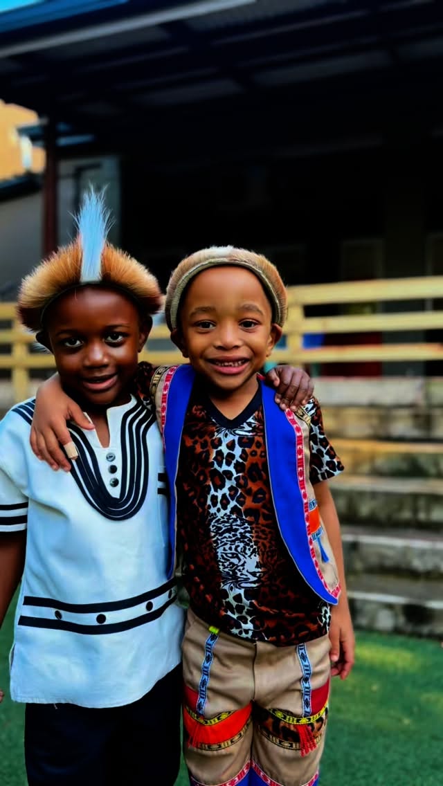 HERITAGE DAY 2025 🇿🇦❤️💐
Picnics, play time and proud little hearts 🩷
Our Village Kiddies celebrated in their cultural attire, with boerie rolls, sunshine, and plenty of love and laughter 🫶😁
#VillageKidz #EdenVillage #lovenorthcoast #saltrock #ballitopreschool #preschool #HeritageDay #beproud #spreadthelove