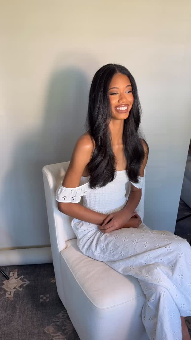 A little before and after on the lovely @jazz.pettis from our shoot working with @hvhfaces!
#hair by @hairbyrebekah
Using my favs from:
@temptu S/B foundation and highlight and blush
@urbandecaycosmetics lipliner in conspiracy
@shopmissa faux mink lashes
#crystalbellbeauty #onlocationbeauty #destinationmakeupartist #travelingmakeupartist #behindthescenes #photoshoot #beauty #promua #airbrushmakeup #airbrushmakeupartist