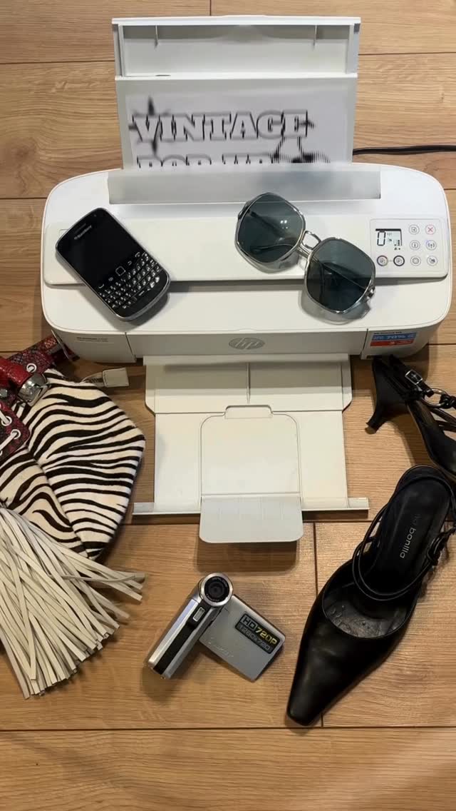 Newcastle Vintage Market this weekend!
@catchmarketuk 🫶we’re bringing you our best vintage collection yet just in time for freshers week, come and see us this Saturday at the Northumbria Students Union to shop Handbags, sunglasses and boots from the iconic decades of the 90s and early 2000s 🍒
#vintageseller #newcastle #newcastleuni #freshers #freshers2025 #vintage #popup #fleamarket #thrift #thrifted #thriftfinds #90s #y2k #y2kaesthetic 9m