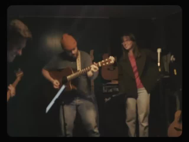 Wat waren we lekker aan het viben afgelopen maandag! 🎸
Wie heeft de beste moves? 🕺