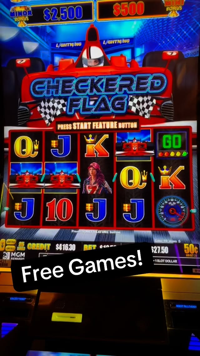 Free Games in Las Vegas!! #casino #gambling #fyp #reels #comedy #slot #freegames #slots #lasvegas