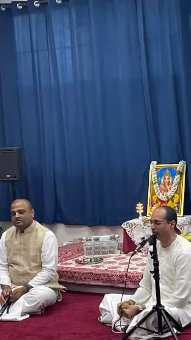 Naveena Das from ISCKON at HOLI SATSANG doing Aarti and presenting their new initiative World Food Movement. An initiative to feed community college students and other needy people in USA.