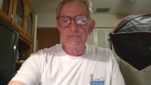 Watch the Get to Know Broadcast on Friday with our guest @joshuatylerberglan at 7 pm EST this Friday for a lesson about Legacy and influence. Then, come back Monday at 7 pm EST for Diane Pequeno and learn about building your legacy with soul and Flow after 40. See you there.
#stephenrsmith #gettoknowbroadcast #thelwnfoundation #e360tv #successstories #leadership #education #transformation #e360tv #success #flow #legacy