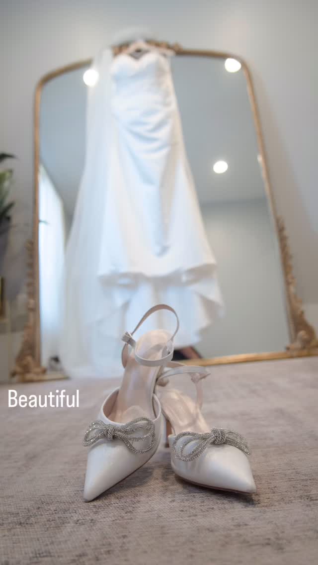 Bridal Prep 101 #weddingday #wedding #weddingphotography #ovationphotographyanddesign #weddingday #weddingphotographer #weddingbells #bridal #bride #destinationweddingphotographer #destinationweddingphotography #happybride #weddingphotos #weddingreel #destinationwedding #professionalphotographer #professionalweddingphotographer #brideandgroom #bridereels
