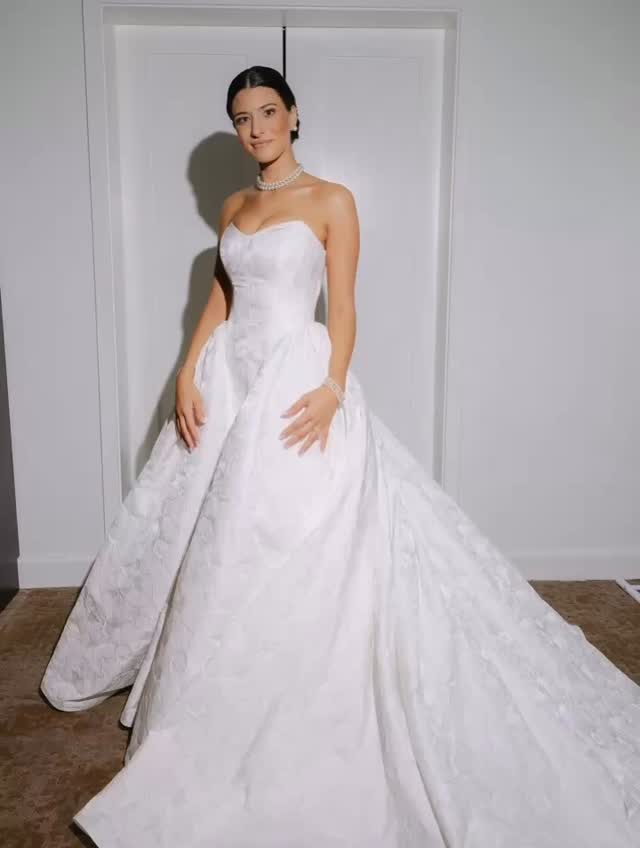 When our bride wows from every angle 🤍
I’m honored to share in so many beautiful moments with my brides. If you’re searching for someone to create your dream look and pamper you throughout your wedding day, we’re here for you. 🥂
Email us today!
Stunning photos @emilypradaphoto
Coordination/Florals @danielevents
Gown @pninatornai
Venue @ccatmirasol