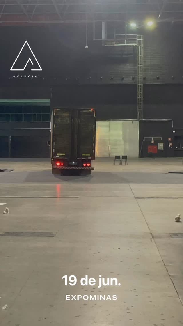 🌟 Avancini Eventos na Conasens! 🌟
Estamos muito felizes em compartilhar um pouco do nosso trabalho em um evento corporativo de grande porte! 🎉
Esta montagem na Conasens, nossa equipe fez a diferença com instalações de TVs, painéis de LED, som de alta qualidade e totens touch screen, garantindo uma experiência visual e interativa impecável!
Esse evento é um exemplo do nosso compromisso em transformar eventos corporativos em momentos marcantes e de alto padrão.
A Avancini Eventos está pronta para levar tecnologia e inovação para o seu evento também! 🚀
#EventosCorporativos #Tecnologia #AvanciniEventos