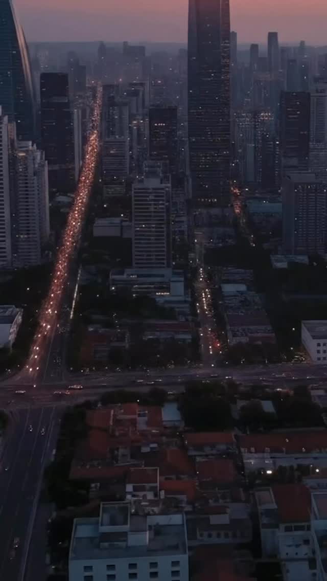 Para o lançamento do Plinc Show Furious, exploramos um novo território criativo: a produção de vídeo com ferramentas de inteligência artificial. Um recurso que amplia possibilidades, acelera processos e dá asas às nossas ideias.
Este é um reflexo do momento que vivemos na Café c/ Design, onde inovação, estratégia e tecnologia se unem para transformar campanhas em experiências cada vez mais surpreendentes.
Novos tempos, novas ferramentas, mesma essência: criar histórias visuais que conectam marcas e pessoas.