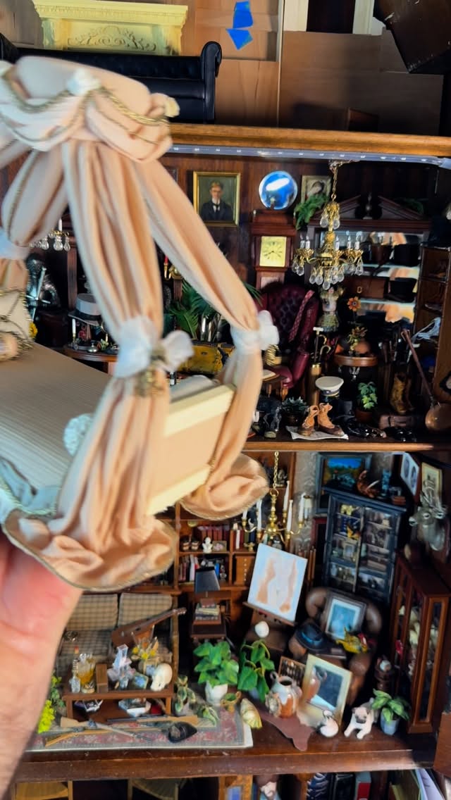 Fancy & Fabulous Estate Sale happening now on eBay LINK IN BIO to shop and bid. Sale ends on Sunday at 7pm ET. Thanks for taking a look! #swoon