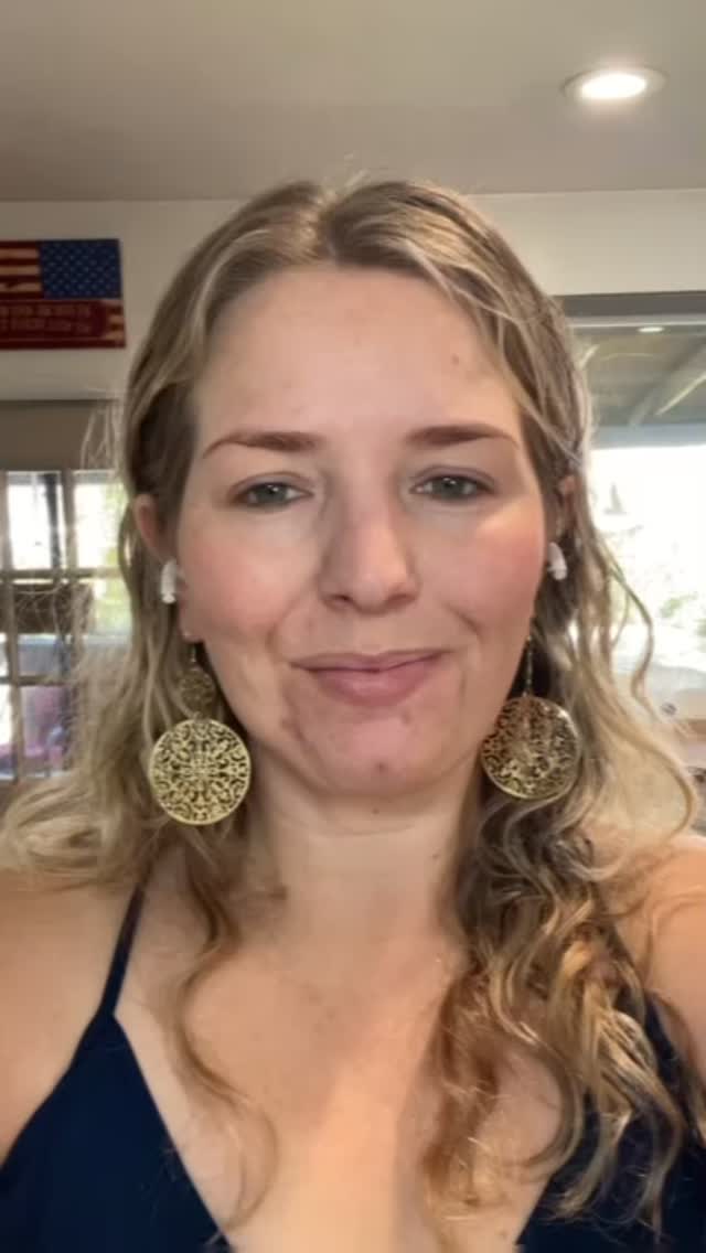 GRWM event make up and outfit
Tonight, we will be going to a wedding reception, so I thought I’d share the phases of my make up application as well as what I’m wearing. After getting ready, I went shopping and had 4 compliments on my outfit 😊 I think there’s an appreciation for women dressing feminine and modest💕