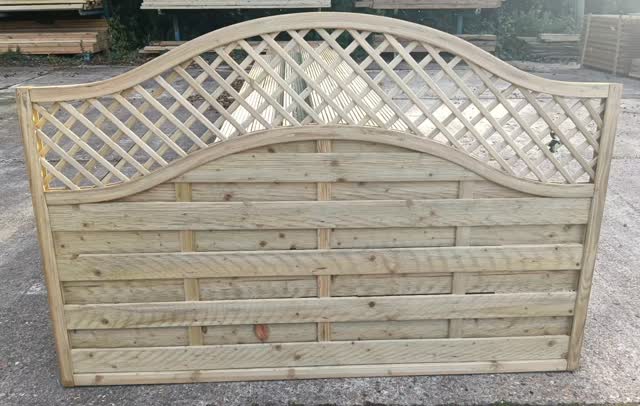 Autumn deal🍁🍂 1.8 x 1.2m Florence panel