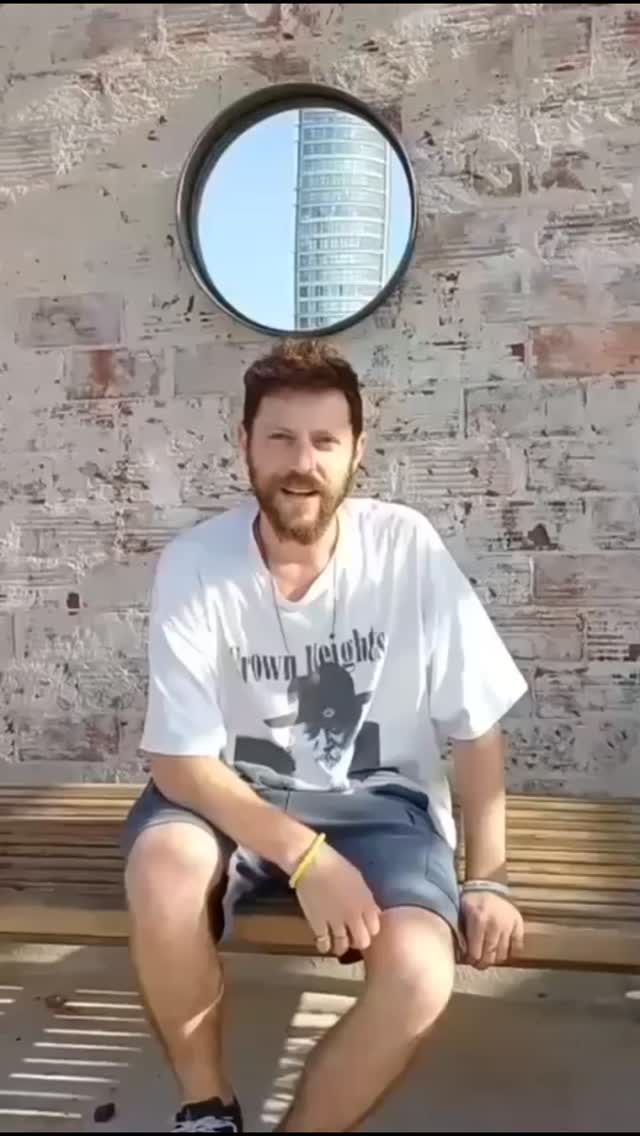 כשהם בחזית, הם בחזית! אי אפשר לעצור אותם.
כשהם בבית, דווקא שם הדברים עשויים להיות מאתגרים יותר.
החלטנו בtvcv להכין מזוזות למילואימנקים ככה שבנסוף למזוזה, יהיה להם גם תזכורת בכל פעם שהם נכנסים הביתה:
אנחנו אוהבים אתכם, יש לנו סבלנות בשבילכם, וזכרו - אתם בבית!
#אוהביםאתכם🤍💙
צרו קשר אם אתם מכירים מילואימניקים שצריכים קצת אהבה 🤍💙 ואנחנו בדרך אליהם!!