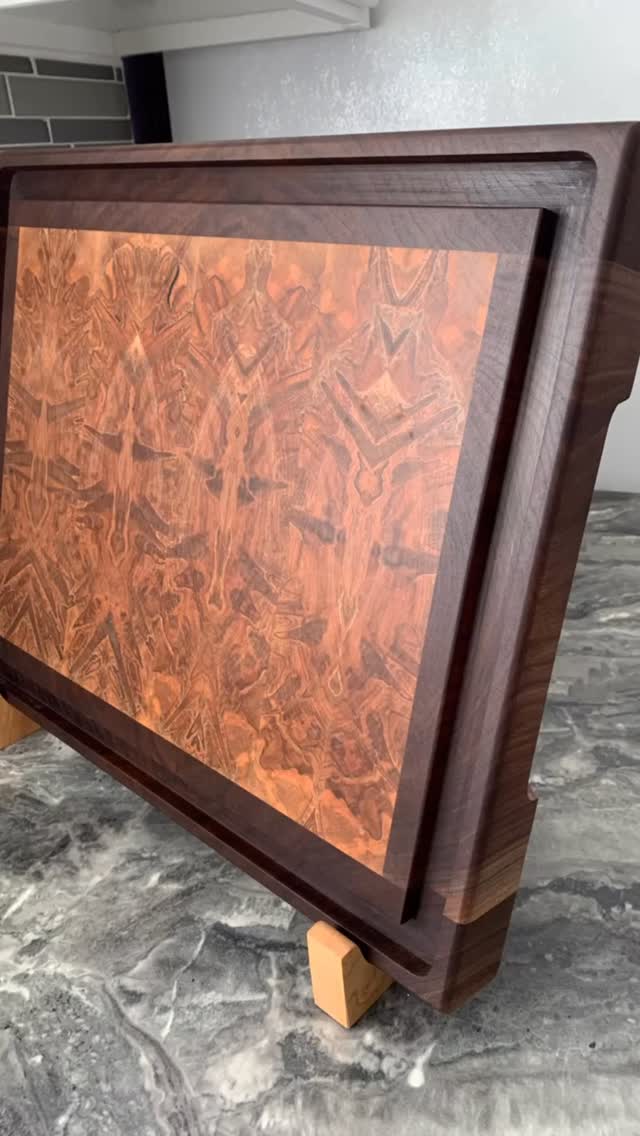 #endgrain #cuttingboard #maple #walnut #art #artist #bespoke #local #supportontariomade #supportcanadamade #ontariomade #ontariowood #saultstemarieontario #algoma #ontario #canada #falconswoodwork
