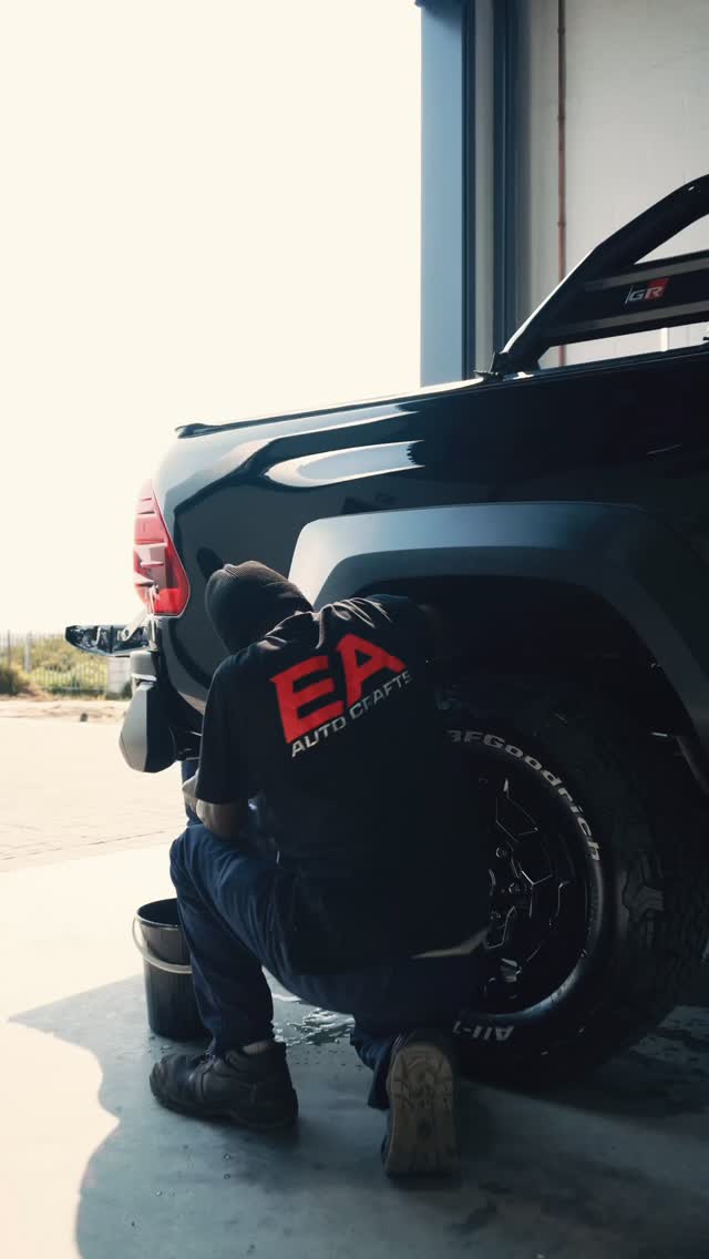 🛻💧💎 “Luxury or off-road beast, we detail them all to perfection.”
Toyota Hilux GR🔥🖤
#EAAutoCrafts #AutoCraftsmanship #CustomCars #CarCulture #PerformanceTuning #Restomod #CarMods #AutomotiveLife #EngineeredToPerform #WorkshopGoals #AutoPaint #CarDetailing #Diagnostics #TuningLife #ModifiedCars #SouthAfricaCars #4x4Builds #CarCare #CarWash #BuiltNotBought #MechanicLife
#toyotaGR