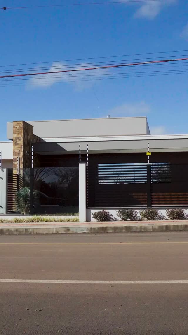 Da ideia a realização! 🏠
Para o seu projeto, temos a solução ideal em esquadrias, envidraçamentos, cercas, portões, fachadas, brises e guarda-corpos.
Acompanhe no vídeo algumas das obras que já ganham vida com a nossa marca!
Há mais de 23 anos entregando sonhos.
#arquitetura #esquadriasdealumínio #vidrostemperados #obra #vidro
