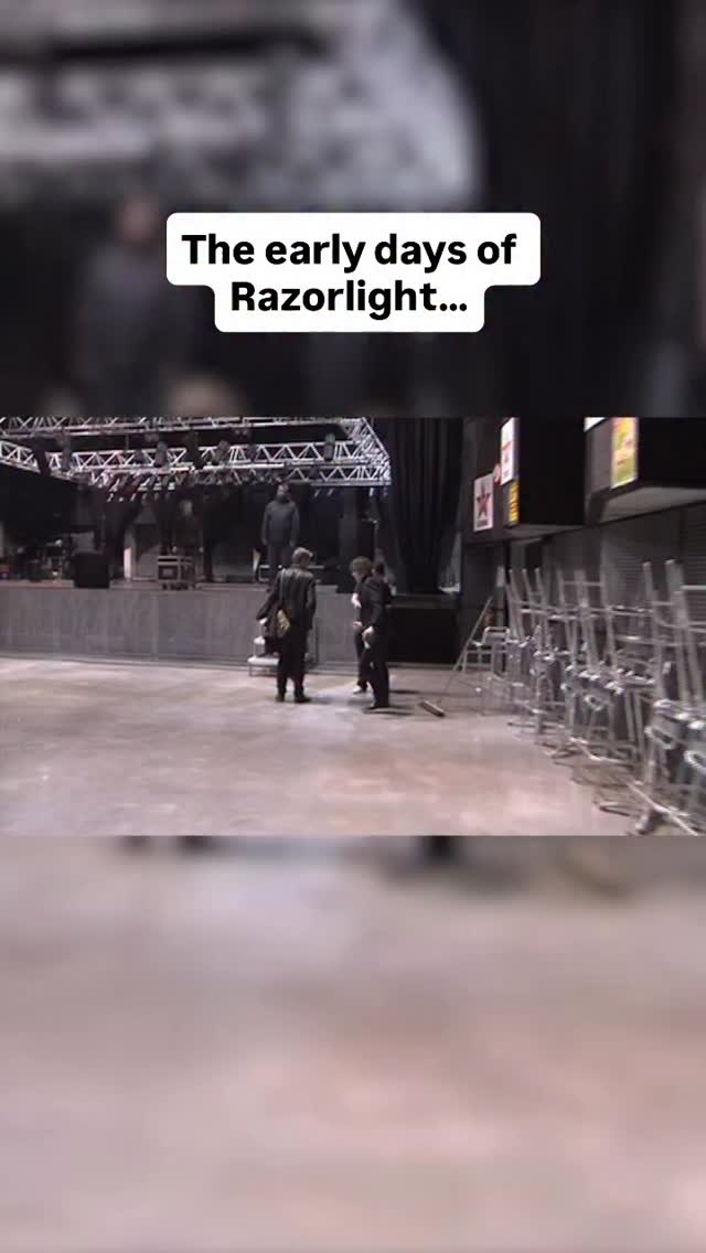 Making ends meet.
#razorlight