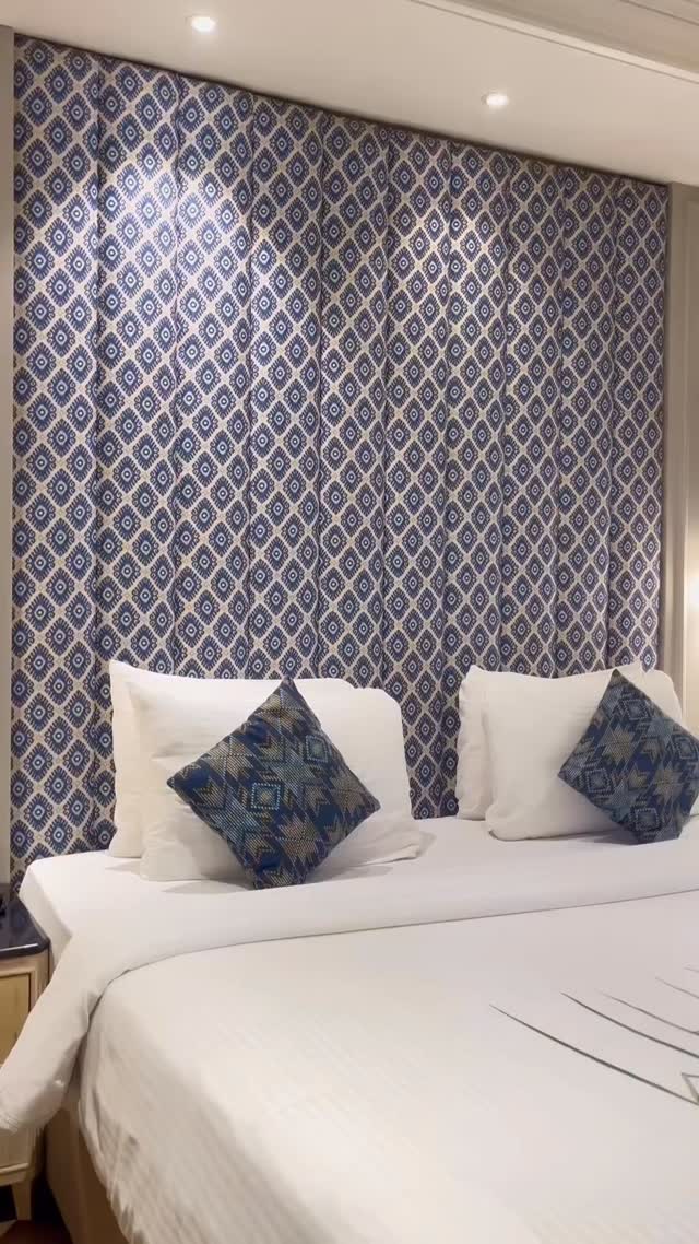 Step into elegance at our Club Room – where comfort meets class.
Wake up to serene views, plush interiors, and thoughtful touches throughout.
Your Goan getaway deserves a stay that feels as good as it looks.
Stay elevated. Stay Grand. 🌴💫
.
.
.
#accor #grandmercuregoacandolim #grandmercuregoa #antarimresort #candolim #northgoa #southgoa #privatepool #luxuryhotels