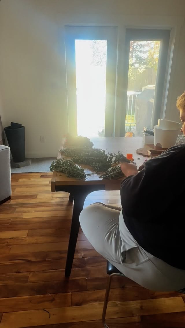 This past year held every shade of me from laughter, tears, joy, heartbreak, and the quiet in between.
Nothing could have prepared me for how much I would grow, or how deeply I would come to know myself through it all.
Change surprised me
Consistency steadied me
I became my best teacher
I don’t know what’s ahead, but I trust it will be just as full, just as alive and I welcome the intrusion to feel more like me every day.
If this kind of change is what you’re looking for then know I am here to help support. We all deserve to breathe
#autumn #changeisgood #healingjourney #sprucegrovebusiness #onwardsandupwards