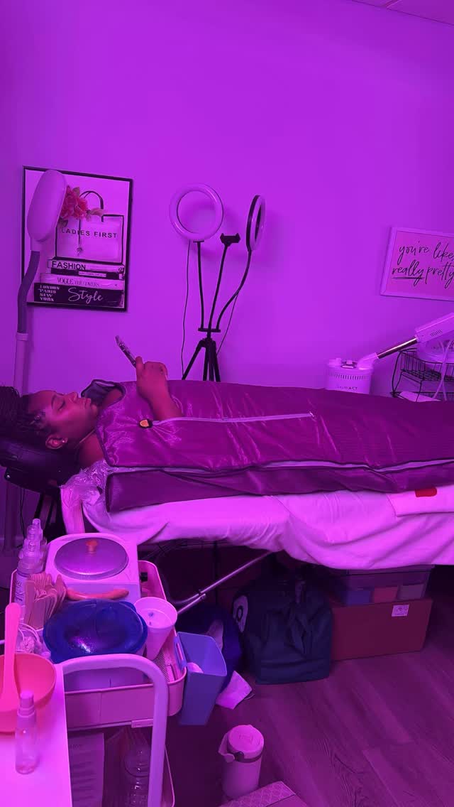 #facials #atlanta #explorepage #facialatlanta #facingit #vacuumtherapy #atl #bodysculpting #collegeparkga #dermaplaningfacials #facialatlanta #atlantaspa #metroatlantarealestate #clearskin #explorepage #vacuumtherapy #facials #lymphaticdrainage #collegeparkga #blackesthetician #eastpointga #Atl #beautiful #facialsatl #spaday #menfacial #dayspa #aesthetics #facialtreatment #blackowned #estheticianatlanta #facingit #extractions #atlanta #naturalskincare #blackheadremoved