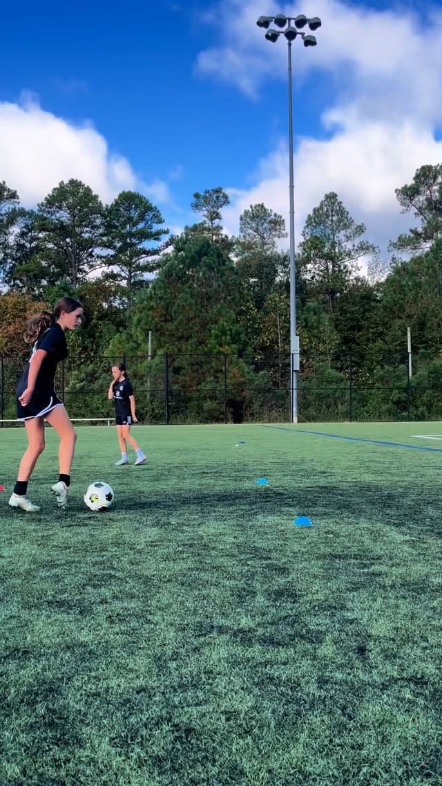 Just another day in Ryan’s 🌎 ⚽🔥
#instinctsocceracademy #instinctsoccertraining #shootingpractice #bangersonly #carync #durhamnc #hardwork #elitedevelopment