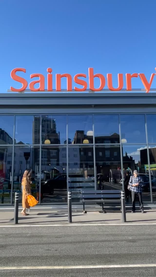 Did we mention we launched into Sainsbury’s…?
Cauliflower Gnocchi, Spinach Gnocchi and Pumpkin Gnocchi all available in big stores nationwide - check out the map on our website for your nearest store 🧡